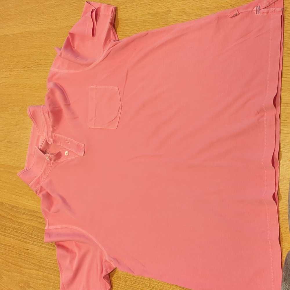 Vineyard Vines Island Polo Size Medium